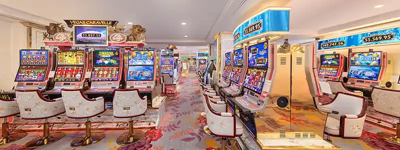 ベガスクラブ（カラベルサイゴンホテル）